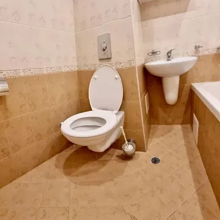Apartman Уютен Апартамент